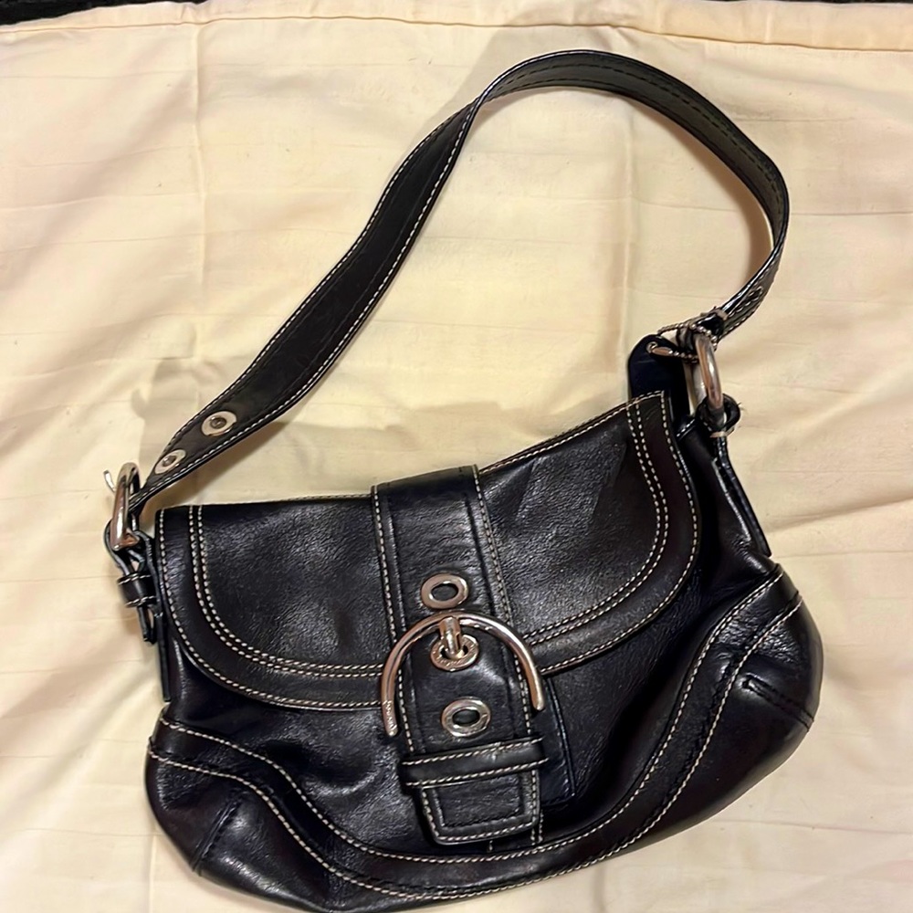 Coach black leather shoulder bag